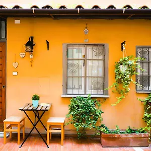 The Nest , Roma Italia